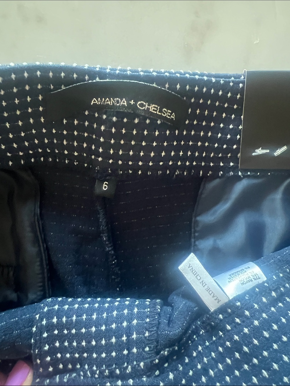 Amanda + Chelsea Navy Micro-Pattern Pants - Picture 2 of 8